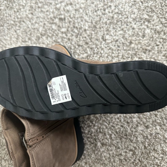 Clarks Sharon Salon Womens Side Knot Ankle Boots - Picture 5 of 7